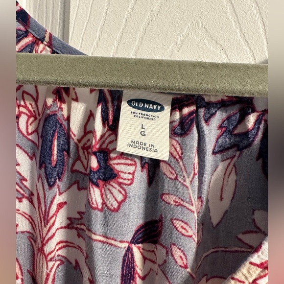 Old Navy blouse - Picture 2 of 3